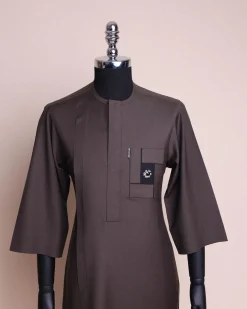 An Uber brown, front flap, connected mazed rectangle, 3/4 sleeve African senator kaftan native.
