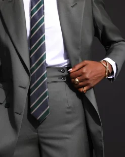 The “AVT4” Suit