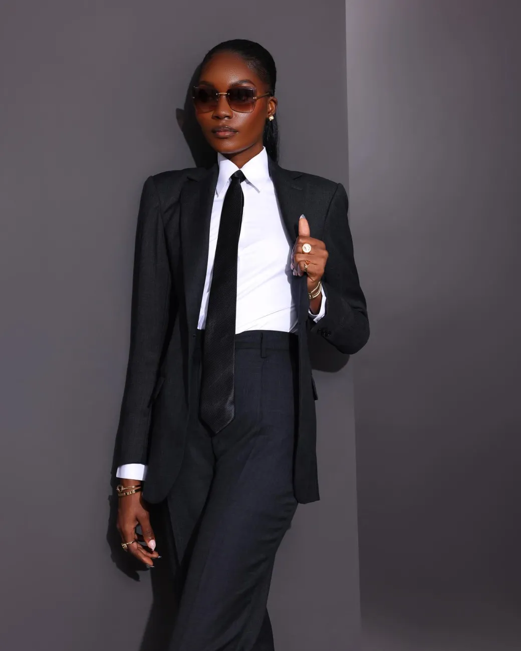 The “AVT5” Suit