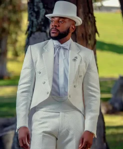 The “Bridgeton” 24 VS 1 Suit