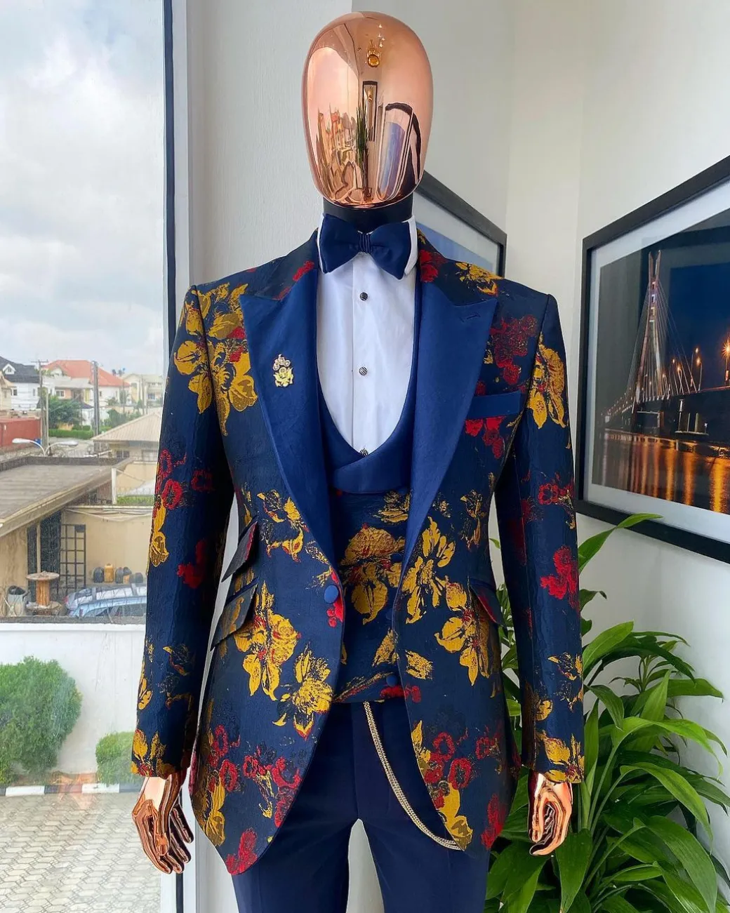 The “Mandarin” Gold, Navy blue and red splashed jacquard peak lapel suit
