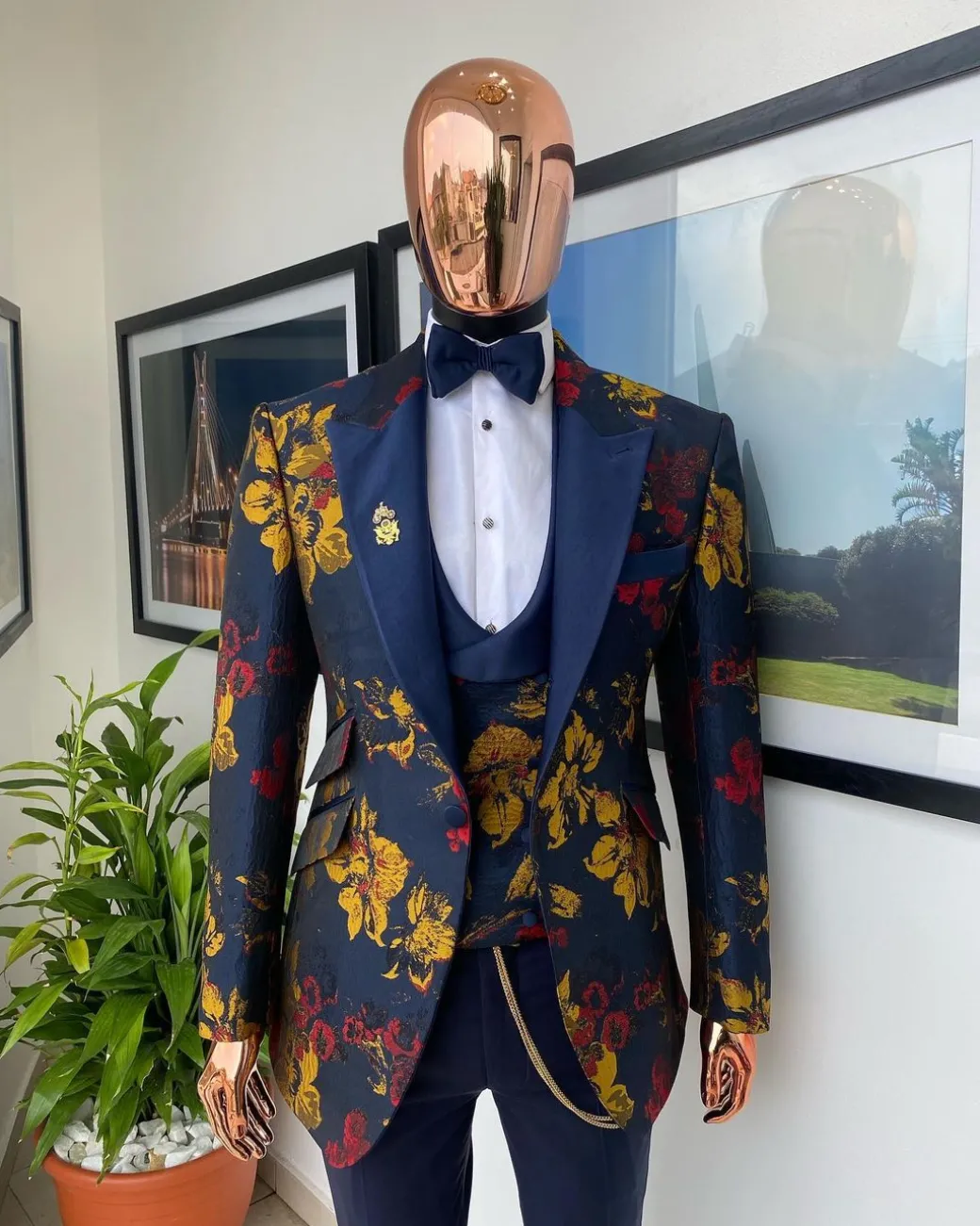The “Mandarin” Gold, Navy blue and red splashed jacquard peak lapel suit