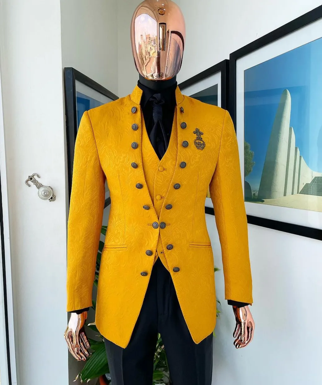The “Monaco” honey yellow, single button front cut layered suit