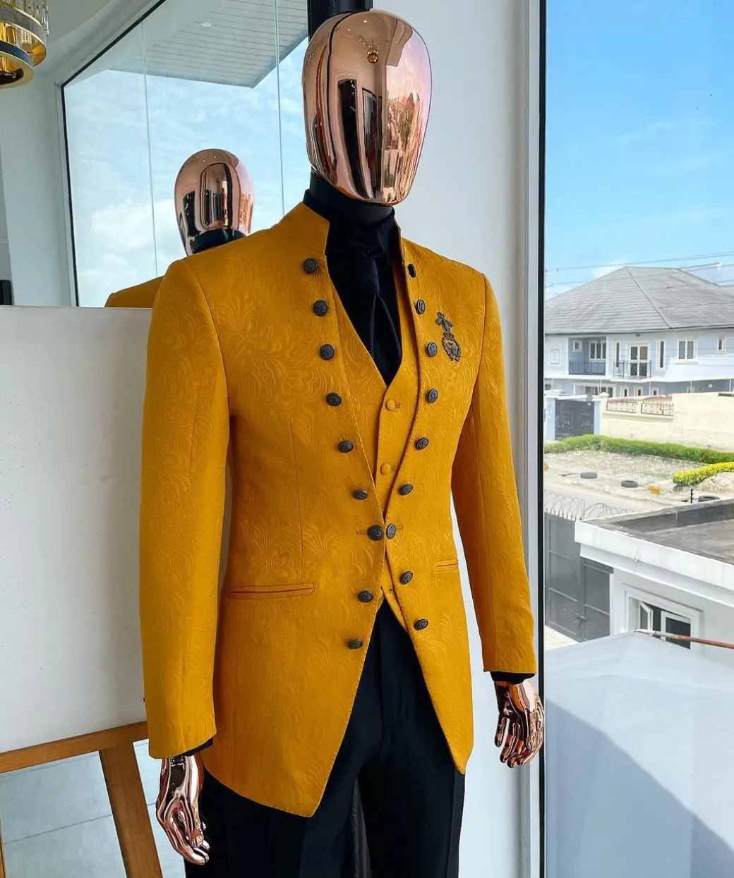 The “Monaco” honey yellow, single button front cut layered suit